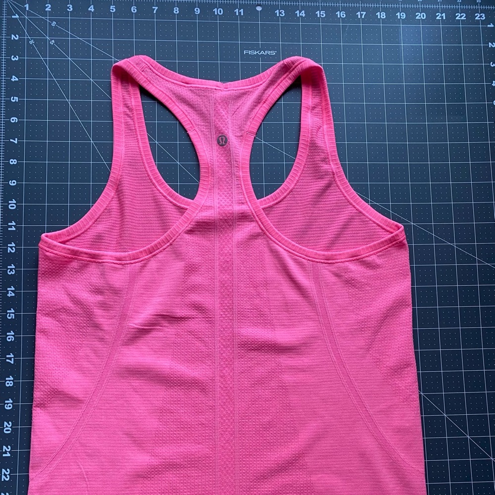 NWOT Lululemon Pink Swiftly Tech Racerback Shirt Size 10 - Picture 9 of 13